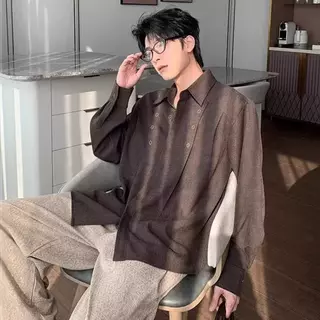 MNO.9 Shirt C85 เสื้อเชิ้ตOversize คอปก แขนยาว สไตล์วินเทจ90s' มินิมอล แต่งกระดุมหน้า เชิ๊ตแขนยาว Man ผู้ชาย Clothing