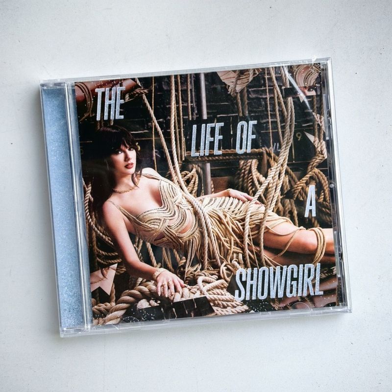 Mold อัลบั้มใหม่ 4th Edition Taylor Swift The Life of a Showgirl Plus Curved Edition cd Limited 5/4/