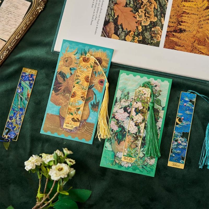Weroyal Hollowed Flower Painting Book Marker Book Page Divider for Book Lover Teacher
