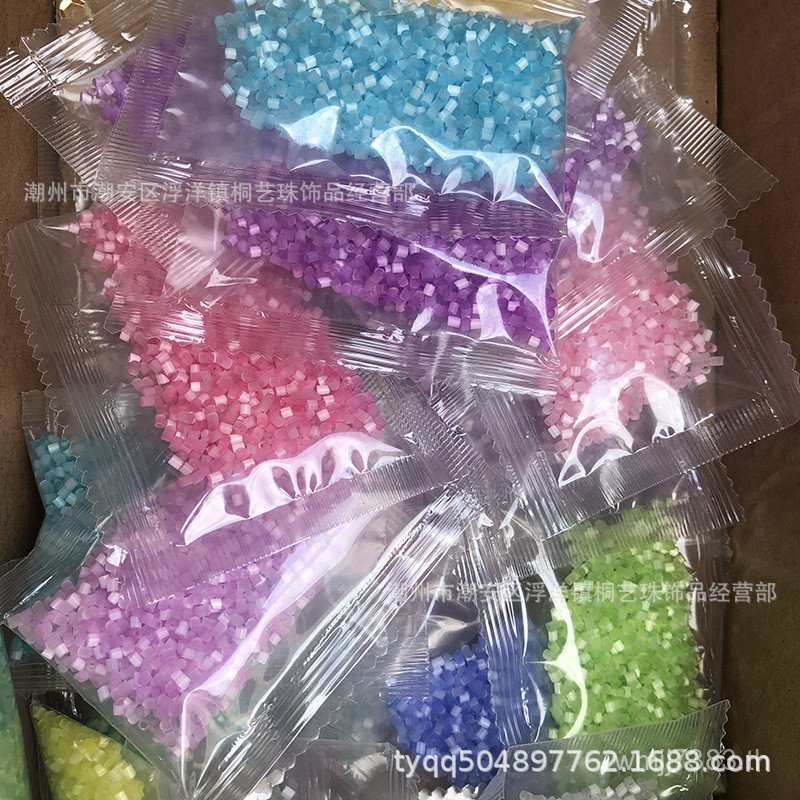 แปรงลูกปัดอุปกรณ์เสริม Jin กด 2mmdiy ขายปักสีขาว 10g แพ็คแฟลชในประเทศ Cats Eye มุมลูกปัด Sub-Packing