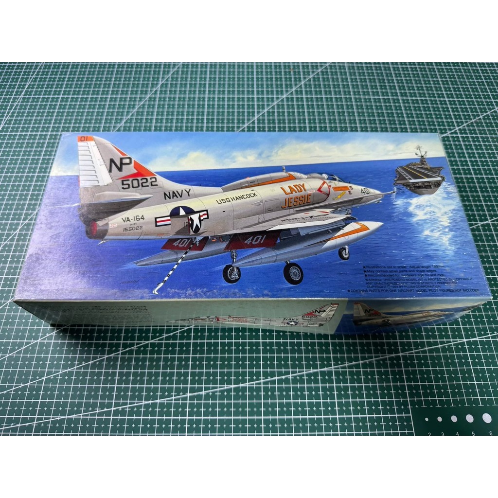 [สต๊อกพร้อม ติดต่อหากคุณมีคําถามใดๆ] Fujimi 1/72 A4E/F SKYHAWK "LAD