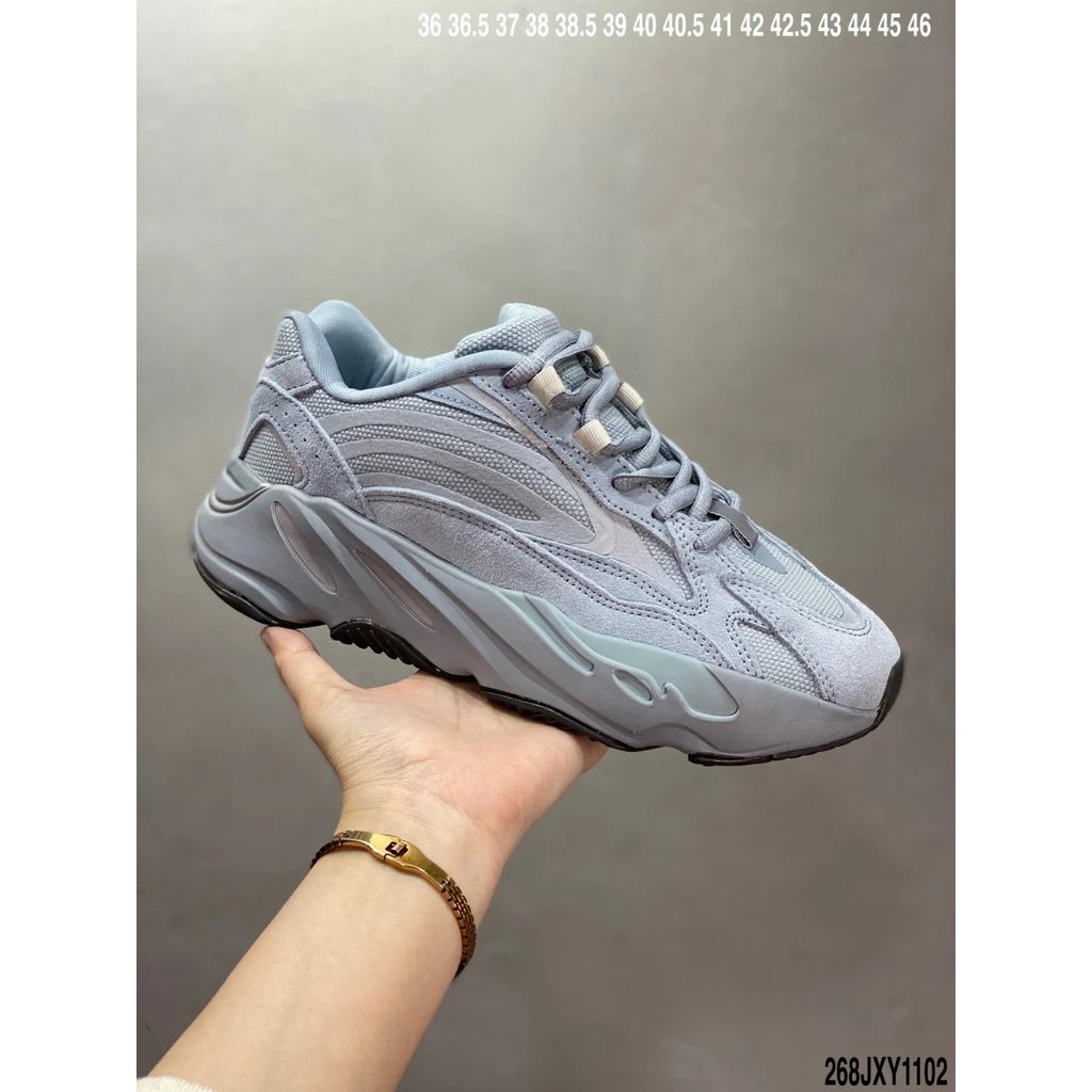 Adidas YEEZY 700V2 "Teal Blue Coconut 700V2 Retro Old Shoes.Continued Old Shoes สไตล์หยาบและการกู้คื