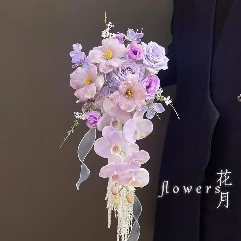 Ins风瀑布手捧花成品送女友七夕闺蜜毕业礼物拍照装饰品道具Hand-held Bouquet of Artificial Flowers26.5.5