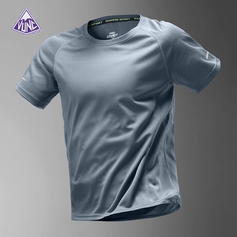 เสื้อยืดแขนสั้นสำหรับผู้ชาย ระบายอากาศได้ดี แห้งไว และสวมใส่ง่าย เหมาะสำหรับการเล่นกีฬาและฤดูร้อน