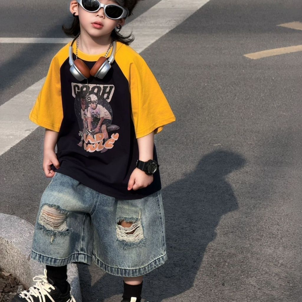เด็กชุดฤดูร้อนเด็กชาย Contrast สี Raglan เสื้อยืด All-Match Ripped กางเกงยีนส์สองชิ้นอินเทรนด์