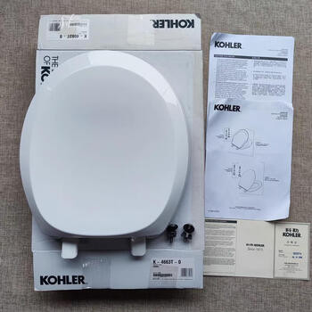 ฝารองนั่งชักโครก ผลิตโดย KOHLER รุ่น K-4663T-0
