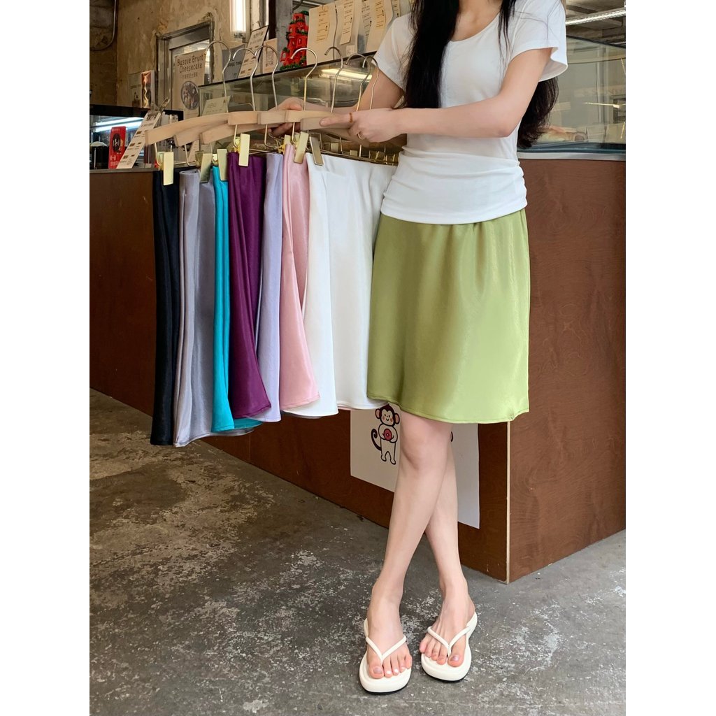 กระโปรงสั้นหางปลาผ้าซาตินอะซิเตทวินเทจฝรั่งเศสสําหรับผู้หญิงฤดูร้อน2026กระโปรงทรงเอรัดสะโพก