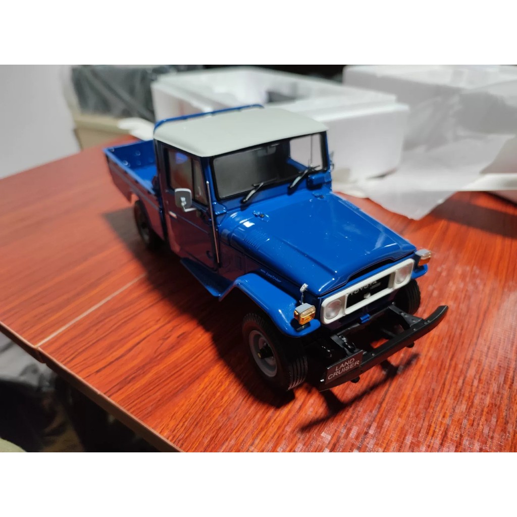 [Orphan] Kyosho Kyosho 1/18 Toyota Rand Cool Road Ze Land Patrol LC40 หากสนใจ "I Want" มาแชทกับ Me P