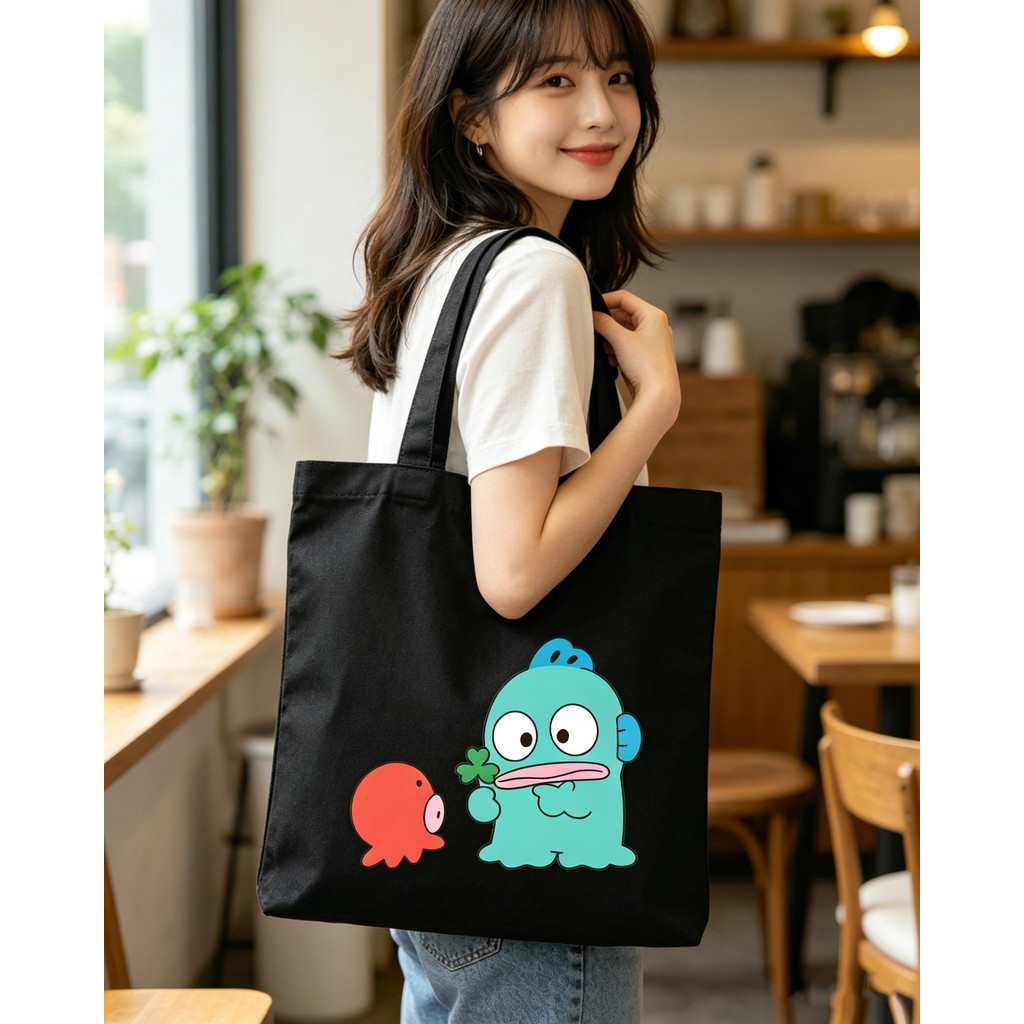 Kawaii Hangyodon with Clover Black Tote Bag - กระเป๋าผ้าแคนวาสนํากลับมาใช้ใหม่ได้เป็นมิตรกับสิ่งแวดล้อมสําหรับผู้หญิง มีให้เลือกหลากหลาย