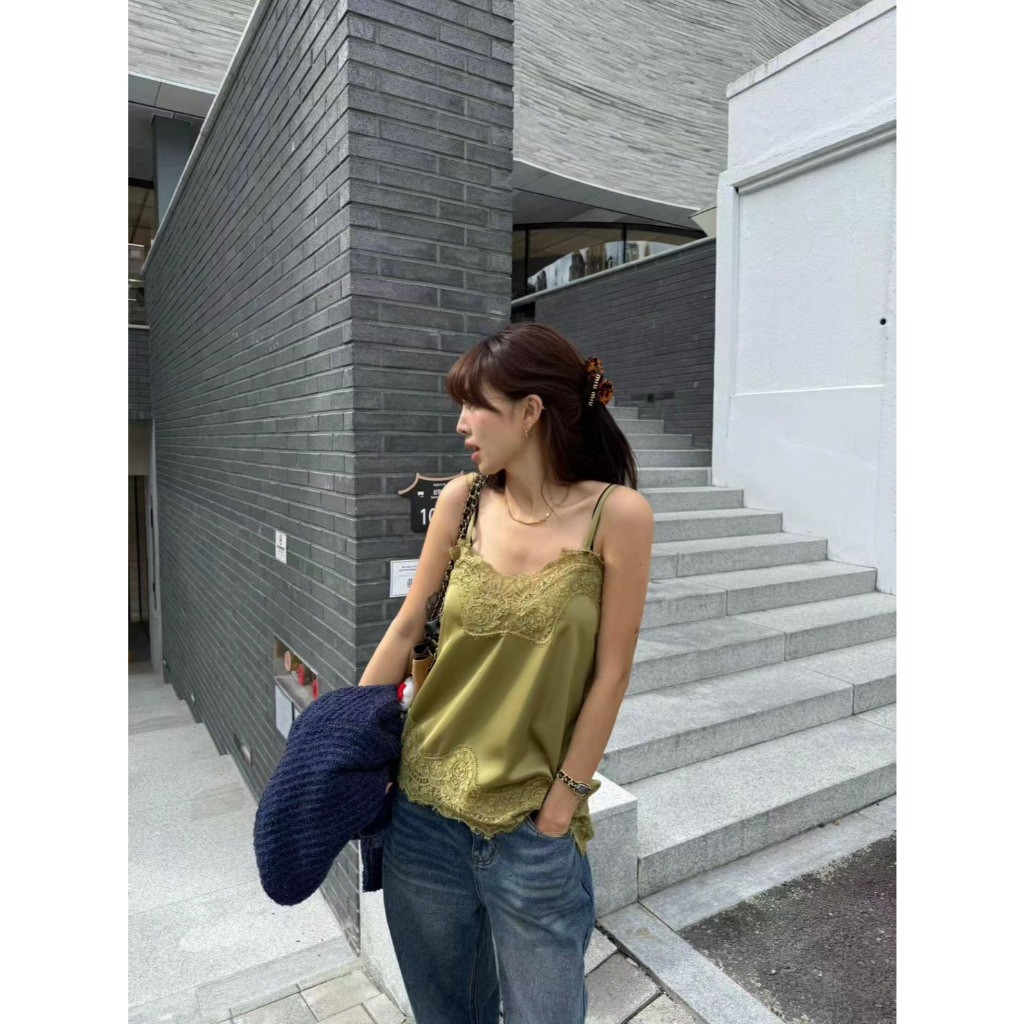 ❤ ❤     C6495 เสื้อสายเดี่ยว ผ้าซาตินอย่างดี แต่งผ้าลูกไม้ สายปรับได้งานสวยเก๋ ไม่ซ้ำใครแน่นอนค่าTAG CUI ราคา ถูกที่สุด ดีลบีเคเค แกลเลอรีภาพที่ 3