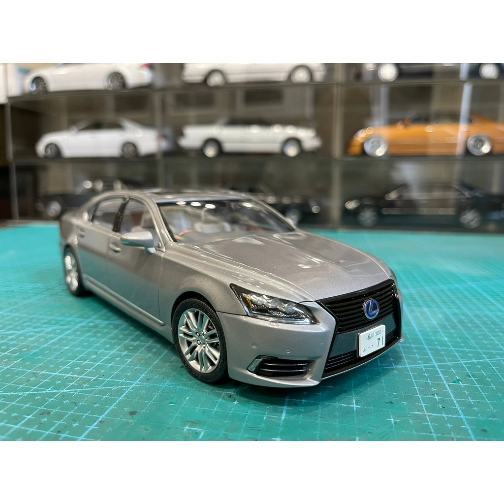 Lexus LS600H L, Fujimi 1: 24 บอร์ดชิ้นพ่นมือ, ข้อบกพร่อง