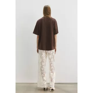 H&M(เอชแอนด์เอ็ม) เสื้อยืดโอเวอร์ไซส์พิมพ์ลาย ผู้หญิง 1341689_2