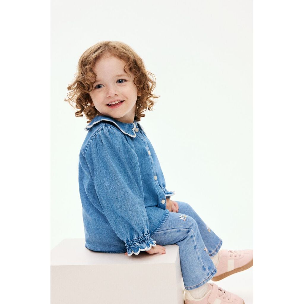 H&M(เอชแอนด์เอ็ม) กางเกงยีนส์ดีเทลปัก embroidery Infants Embroidery-detail jeans 1268386_3