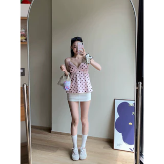 Rita พร้อมส่ง🍒เสื้อสายเดี่ยวลายจุดแต่งลูกไม้ คอวี สไตล์เกาหลี น่ารัก เซ็กซี่ แฟชั่นผู้หญิง ไซส์ S-XL มีให้เลือก3สี