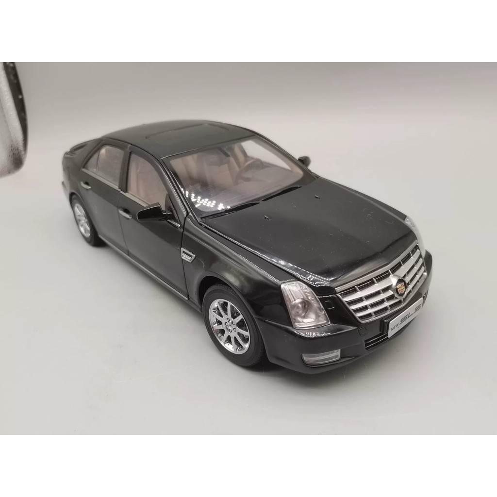 [คลังสินค้าพร้อม ถ้าคุณมีคําถามใด ๆ ติดต่อ] Cadillac New SLS Original Factory Car Model 1/18
