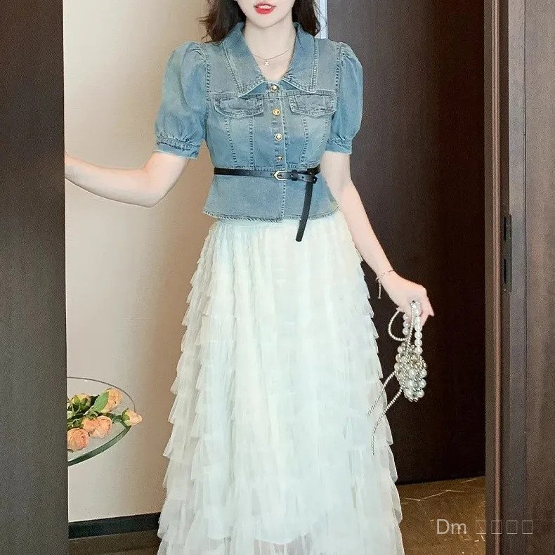 T Tt ปีนี้ยอดนิยมชุดกระโปรงผู้หญิงฤดูร้อน 2026 สไตล์ใหม่ Denim Top กระโปรงยาวครึ่งความยาวกระโปรงเค้ก