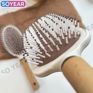 หวีนวดหนังศีรษะมีเบาะลม สำหรับผมยาวและผมลอน ช่วยคลี่ผมไม่ขัดผม ด้ามไม้ ดูแลหนังศีรษะให้ผมนุ่มสลวย 4 ชิ้นหนึ่งชุด