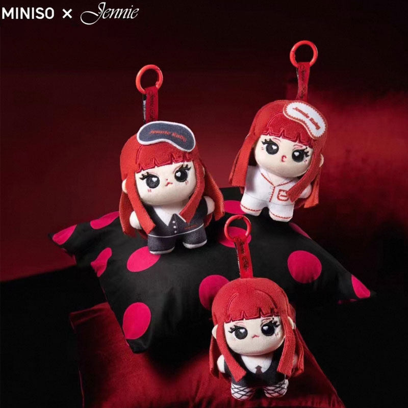 สินค้าใหม่ MINISO MINISO MINISO Joint Jennie Ruby Series ตุ๊กตาผ้าฝ้ายจี้ตุ๊กตา