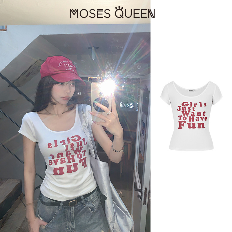 MOSESQUEEN ยีนส์แขนสั้นสีขาวสำหรับผู้หญิง สไตล์Slim Fit พิมพ์ลายบนไหล่ หวานแหววและแซ่บ #63654