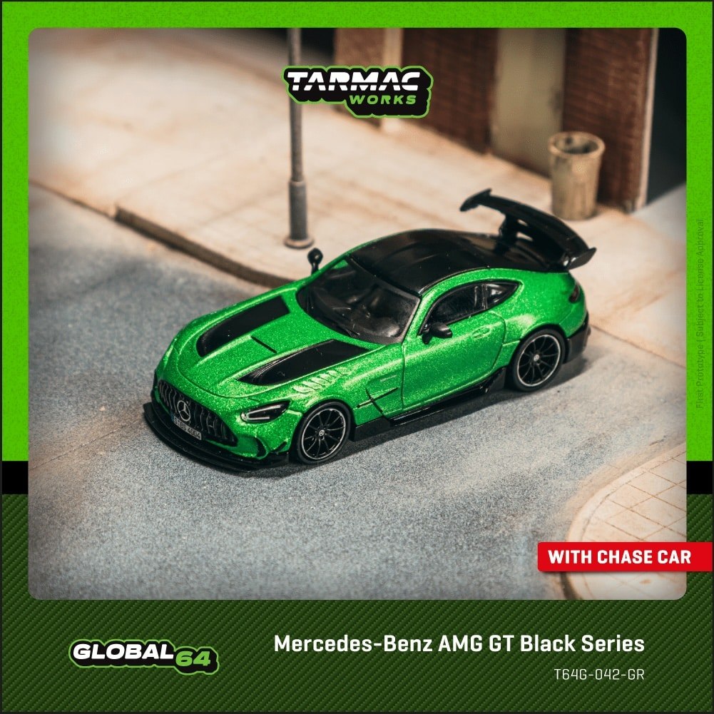 Tarmac Works 1:64 GLOBAL64 Mercedes-Benz AMG GT Black Series Green T64G-042-GR