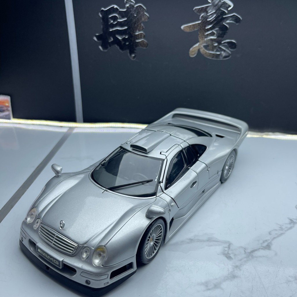 [สต๊อกพร้อม หากคุณมีคําถามใด ๆ ติดต่อ] Meritor Maisto 1: 18 Mercedes-Benz CLK GTR AMG