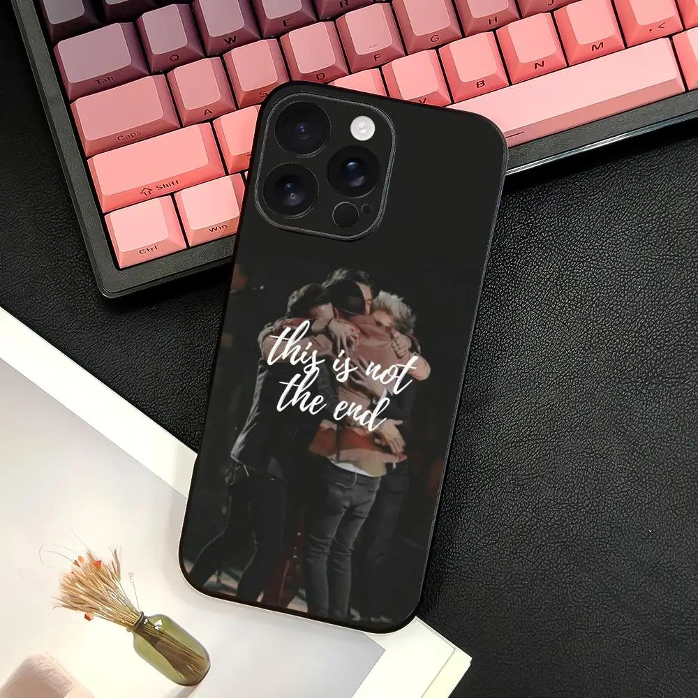 TP-2 Band O-One ทิศทางสําหรับIPhone 17 16 15 14 13 12 11 Pro Max Plus MiniสีดําFrosted Soft Shell Fu