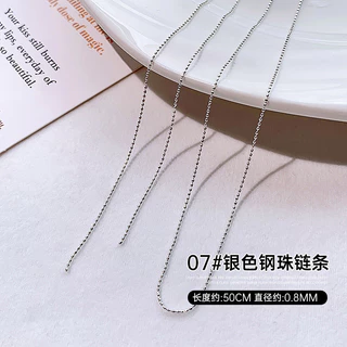 ทําเล็บมือเครื่องประดับโซ่เหล็กละเอียดพิเศษ2024รูปแบบใหม่สามารถตัดทําเองห่วงโซ่ลูกปัดแสงสีทองอุปกรณ์ตกแต่งเล็บ