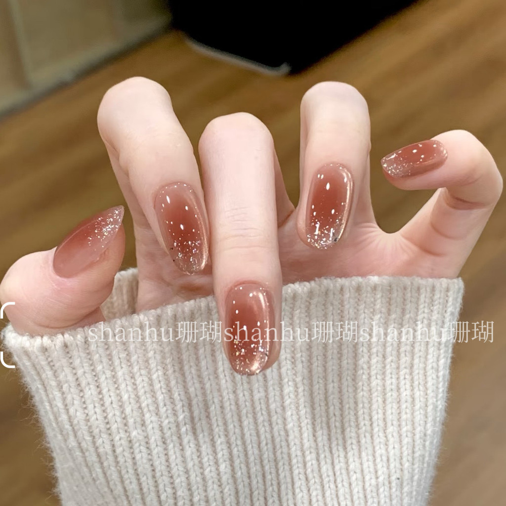 เล็บปลอม เล็บปลอมสำเร็จรูป เล็บปลอมเจล Cold Brew Black Tea Handmade Wear Nails Short High-End Nails 
