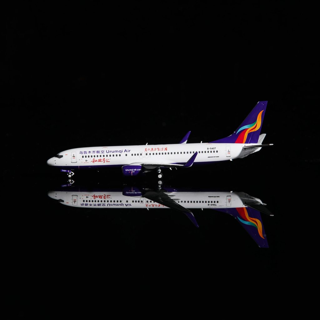Polaris Ebony Airlines Boeing B737-800 B-7198 เคลือบมาตรฐาน B-5407 Hetian No. 1: 400