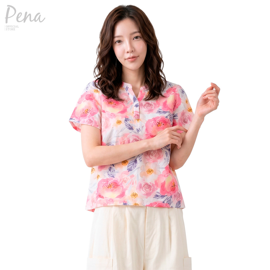 Pena House เสื้อยืดแขนสั้น คอวีตั้ง พิมพ์ลายดอกไม้กุหลาบ PSTS042603