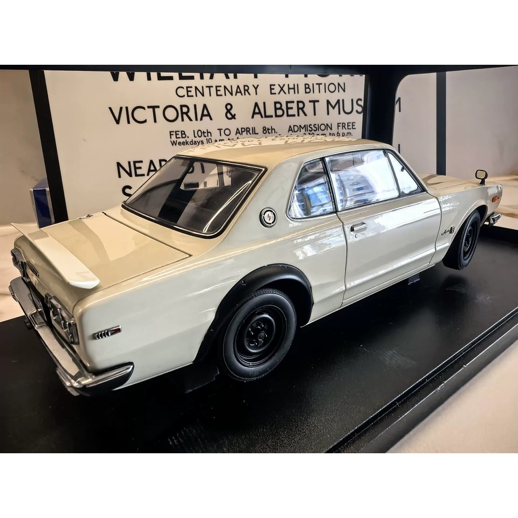 [สต๊อกพร้อม ติดต่อหากคุณมีคําถามใดๆ] AUTOart 1/18 Japanese Skyline 2,000GT-