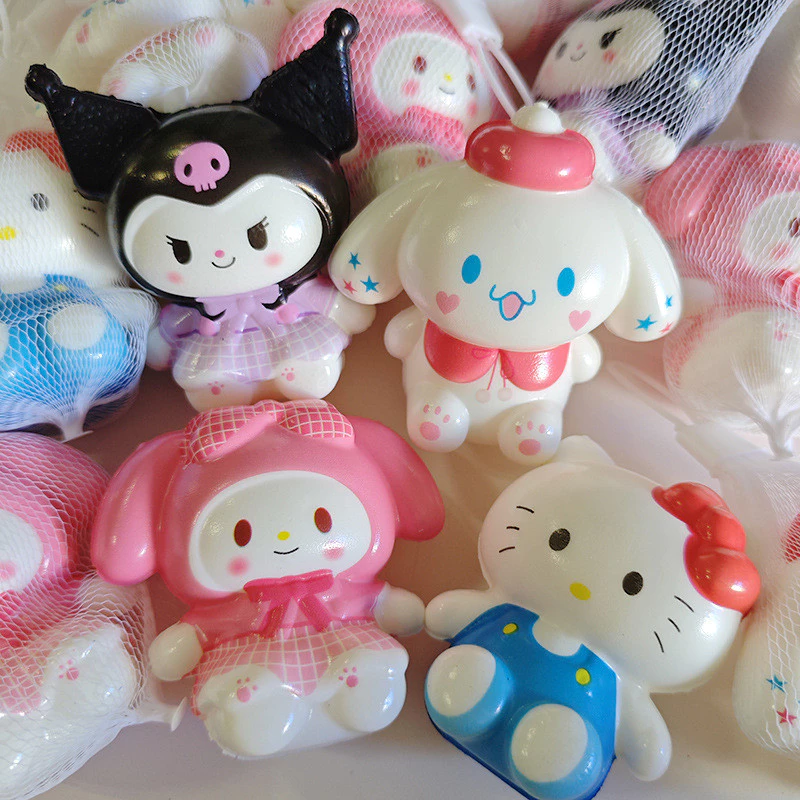 ของเล่นบีบคลายเครียด Labubu Sanrio SpongeBob Ultraman thumbnail 10