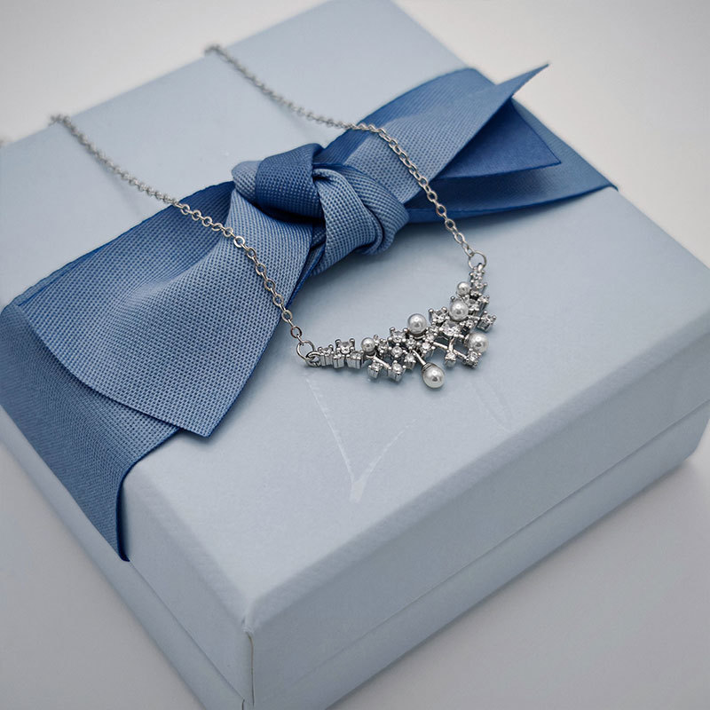 [จัดส่งในวันเดียวกัน] HEFANG HEFANG เครื่องประดับ Bright Nebula Clavicle Chain หรูหรา Elegant All-Ma