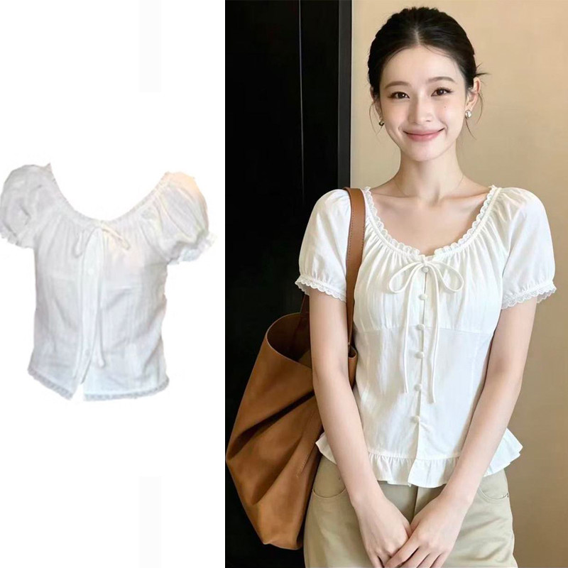 Dahong 💖w722  พร้อมส่งจากกทม เสื้อเบลาส์ลูกไม้เรียบๆสบายๆสำหรับผู้หญิง เสื้อเชิ้ตแขนสั้นแขนพัฟ เวอร์ชั่นเกาหลี