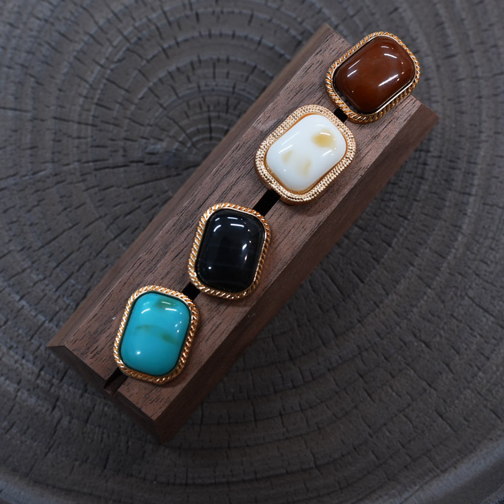 10ชิ้นวินเทจสแควร์ปุ่มโลหะขอบทอง,2.1เซนติเมตร4สีจักรเย็บผ้าก้านสําหรับคาร์ดิแกนเสื้อ,หรูหราตกแต่งเสื้อผ้าปุ่ม