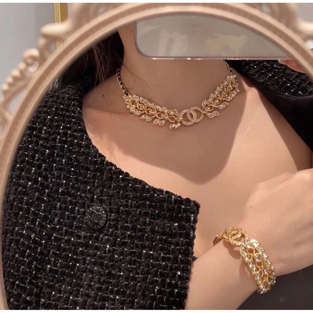 ZP Choker แบรนด์ Chanel สามารถปรับขนาดได้ พร้อมสายข้อมูล 12,500 บาท
