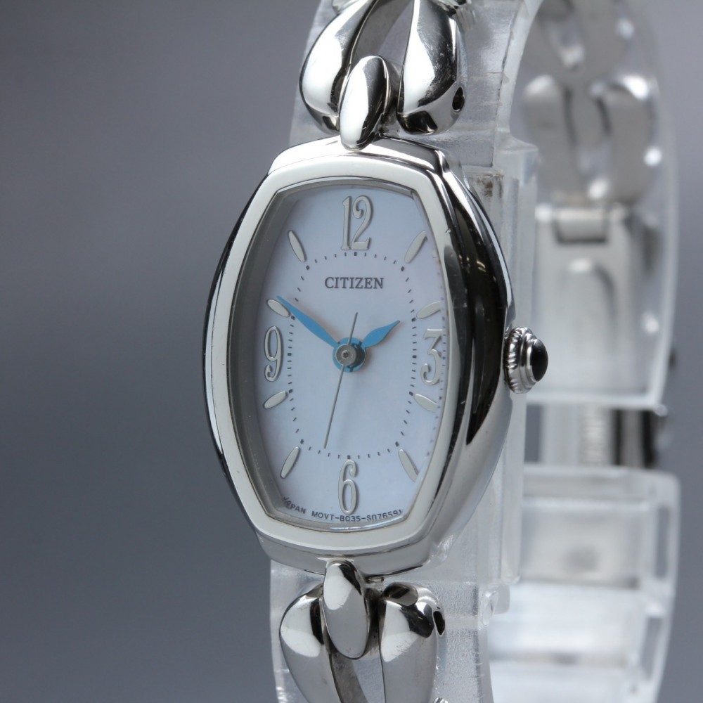 Near MINT CITIZEN Eco-Drive B036-S047340 White MOP Solar 9mm Ladies Watch