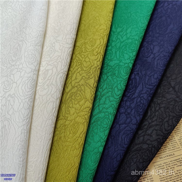 Shuttle Jacquard Fabric Hand Dark พร้อมส่ง t41#直供改良玫瑰作套装秋冬旗袍织 EFYP