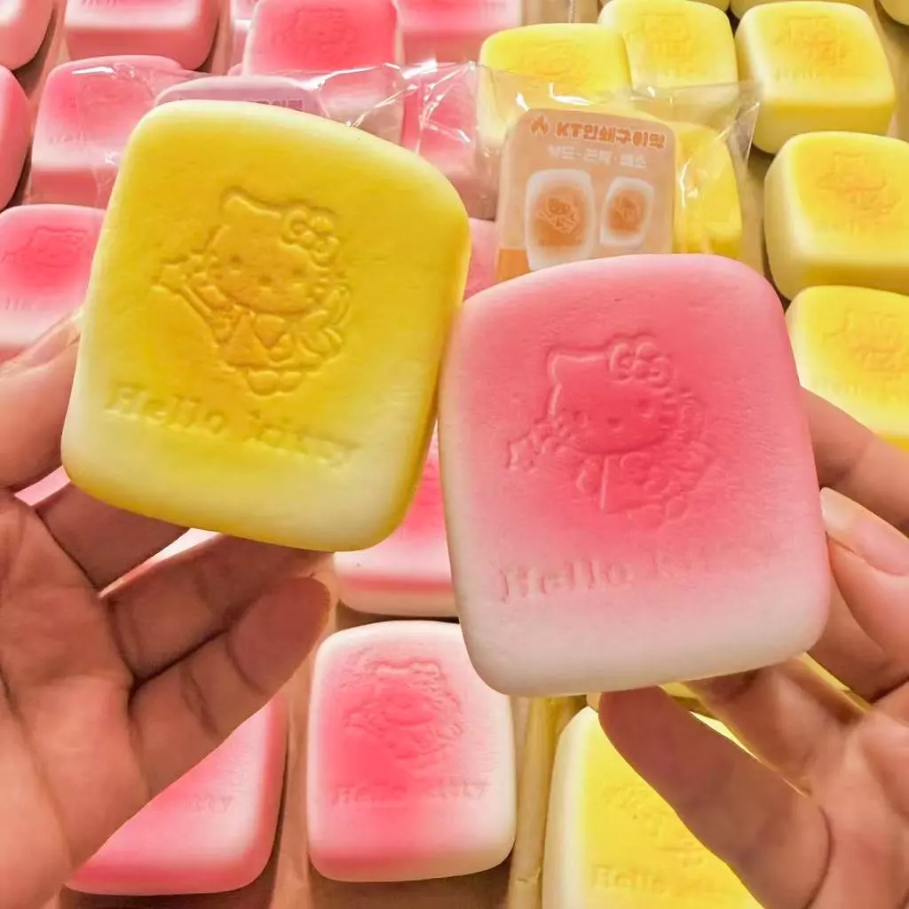 สกุชชี่น้ําตาล KT ซาลาเปานึ่ง Rising Squishy