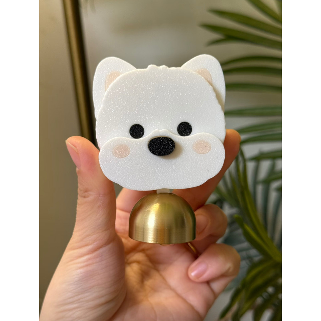 ใหม่ West Highland White Terrier Stress Relief Doorbell แม่เหล็กตู้เย็น – ตุ๊กตาสัตว์เลี้ยงน่ารักตกแต่งบ้าน, ตลกสําหรับคนรักสุนัข, ของที่ระลึกพิธีขึ้นบ้านใหม่