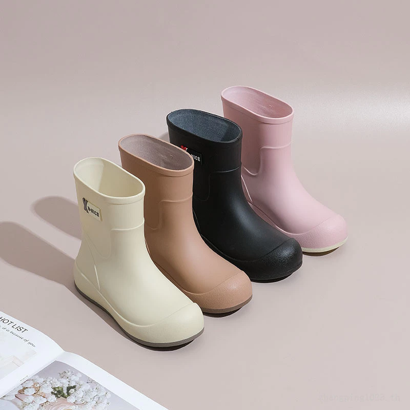 รองเท้าบูทกันฝนยางกันลื่นผู้หญิง สีเบจ thumbnail 4