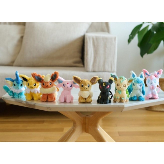 [Direct from Japan] Pokemon Center Eeveelution Carabiner Mascot Plush Keychain Bag Charm Eevee