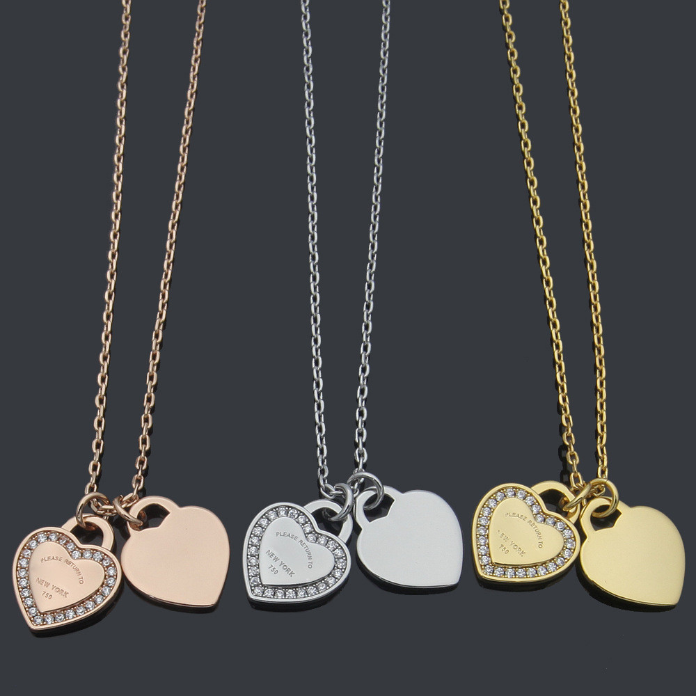 T Letter Double Peach Heart Edge พร้อมสร้อยคอเพชรสุภาพสตรี 2 หัวใจพร้อมชุดสร้อยคอเพชร