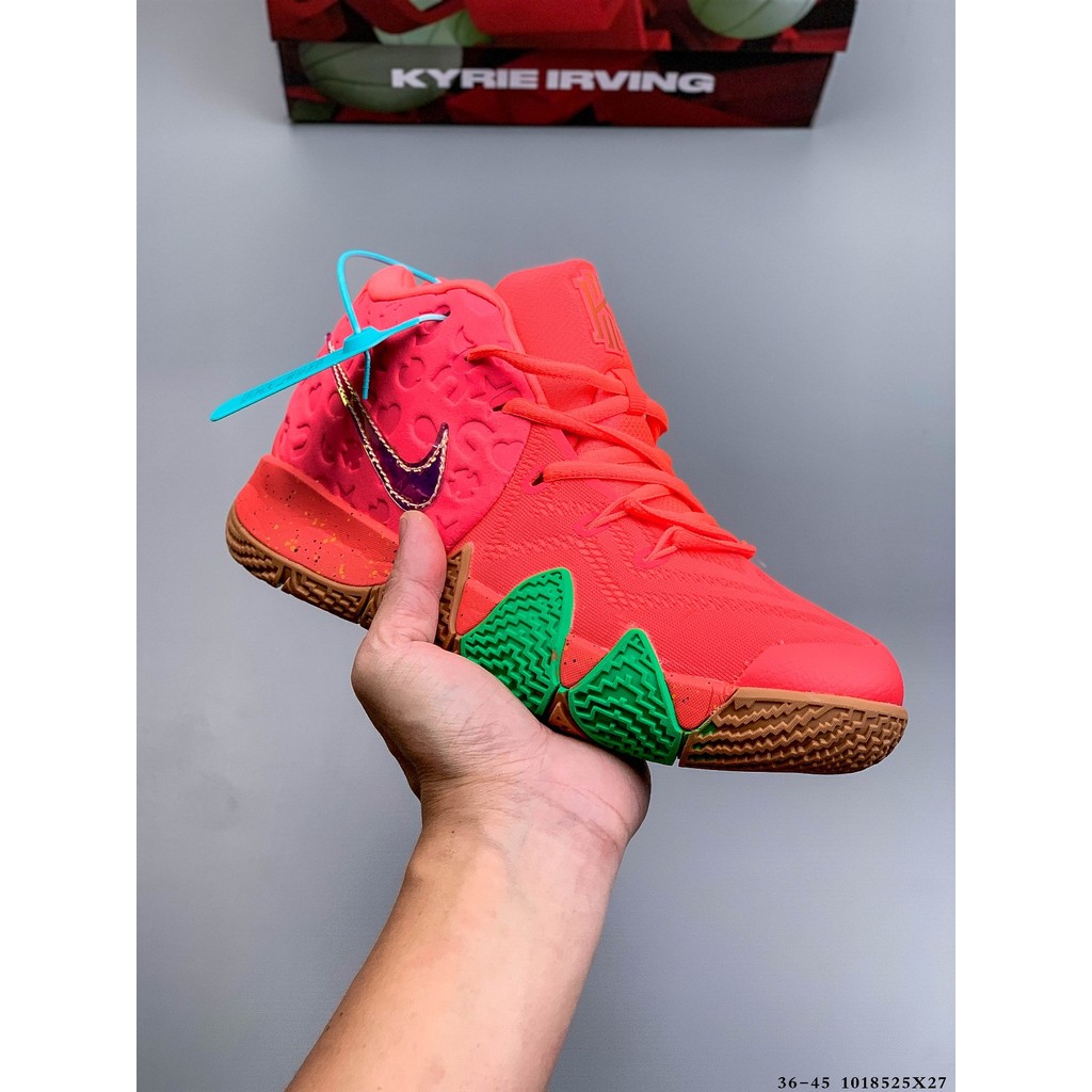 รองเท้าบาสเก็ตบอลต่อสู้ Nike Kyrie 4EpPractical คุณภาพสูง รองเท้าวิ่ง รองเท้ากีฬา