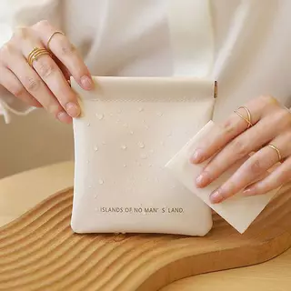 กระเป๋าเครื่องสำอางหนัง PU กระเป๋าใส่เหรียญ ดีไซน์สวยทันสมัย พกพาสะดวก กระเป๋าขนาดเล็กสำหรับเก็บของได้สารพัดประโยชน์