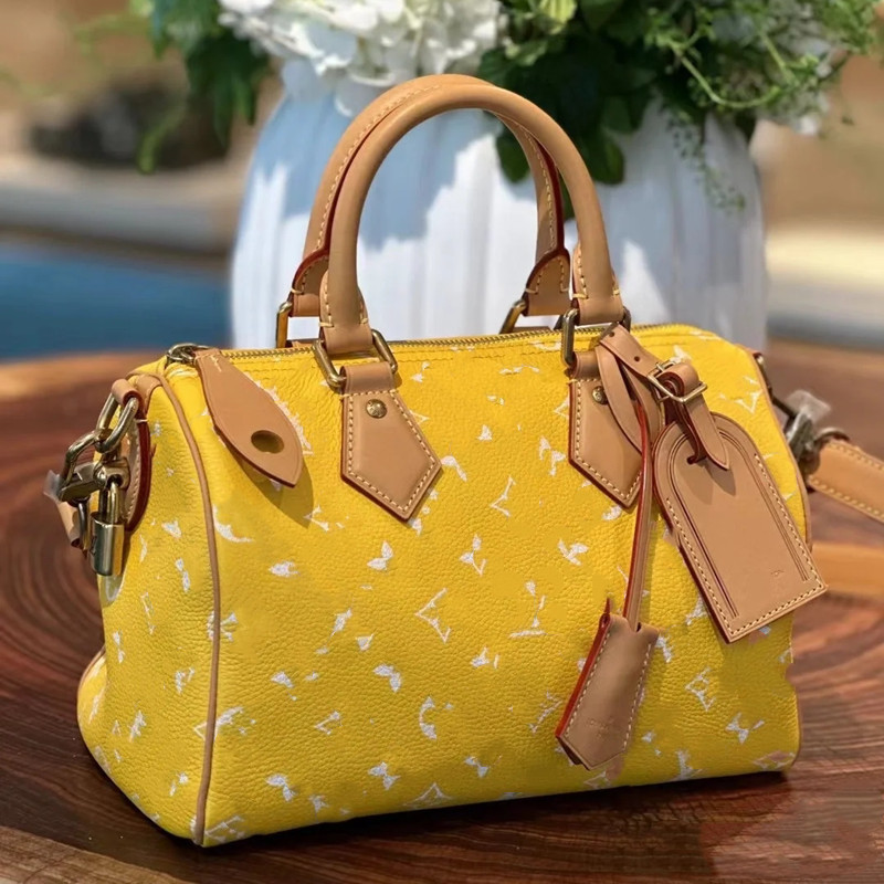 Street Wear Female Bag Handbag Large Capacity Speedy Travel Bag Fashion Outing Travel Bag Shopping B