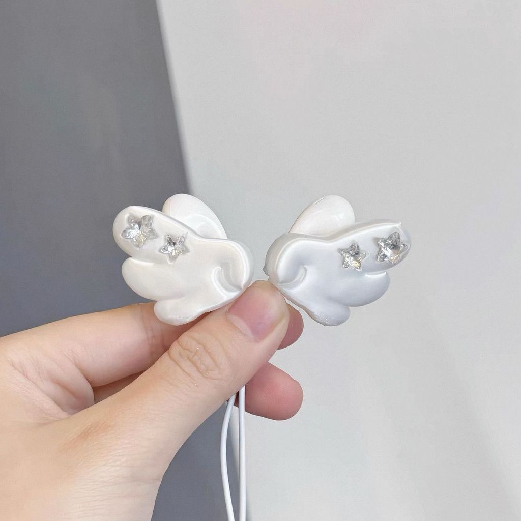 3D AirPods อุปกรณ์เสริมหูฟัง ตกแต่งหน้าตาสูง น่ารัก หัวใจสาว มีสาย บลูทูธ การ์ตูนสองมิติ