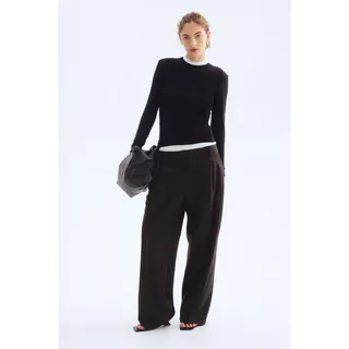 H&M(เอชแอนด์เอ็ม) กางเกงขายาวทรงกว้าง Women Wide trousers 1319361_1