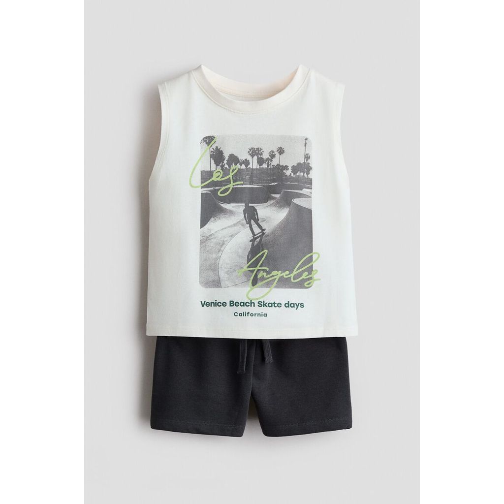 H&M(เอชแอนด์เอ็ม) ชุดเสื้อกั๊กและกางเกงขาสั้น 2 ชิ้น เด็กชาย 1325241_1