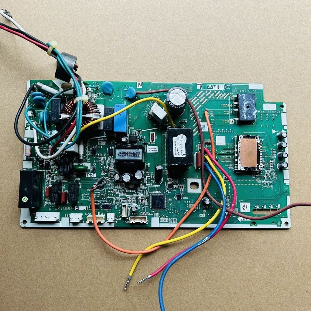 แผงวงจรอินเวอร์เตอร์ Daikin 2P271899-1 2P271899-5J 2P271899-6M 3PCB2824-71 สำหรับเครื่องปรับอากาศภาย